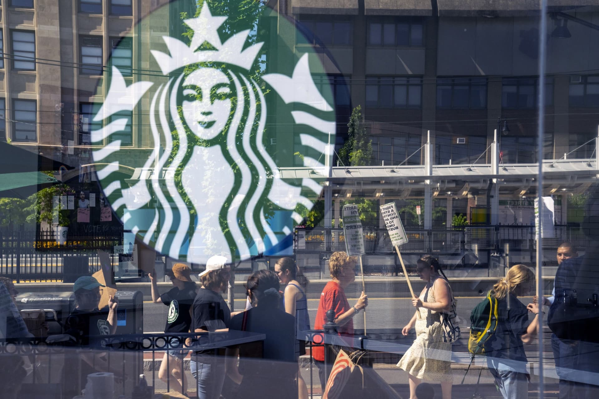 Starbucks duy trì cổ tức hàng quý ở mức 0,57 USD