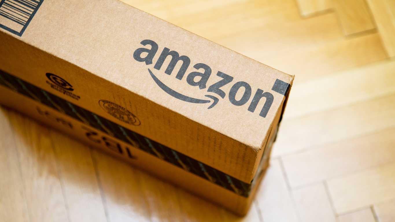 Gã Khổng Lồ Amazon Ghi Nhận Lợi Nhuận Kỷ Lục