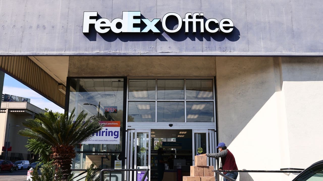 Phố Wall đã chờ đợi quá lâu để từ bỏ FedEx – tại sao còn quá sớm để mua cổ phiếu?