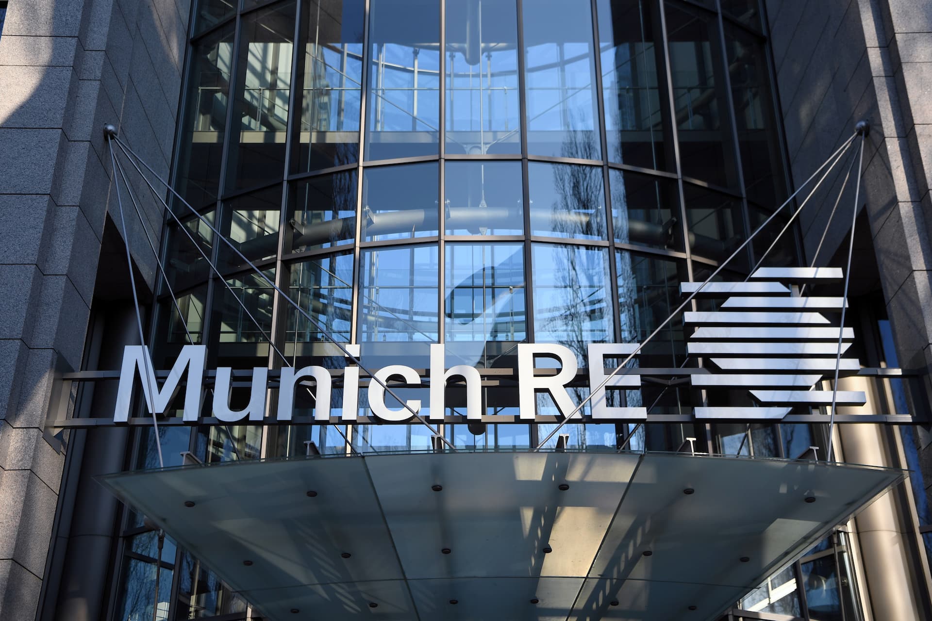 Munich Reinsurance: Mã cổ phiếu hàng đầu ngành bảo hiểm