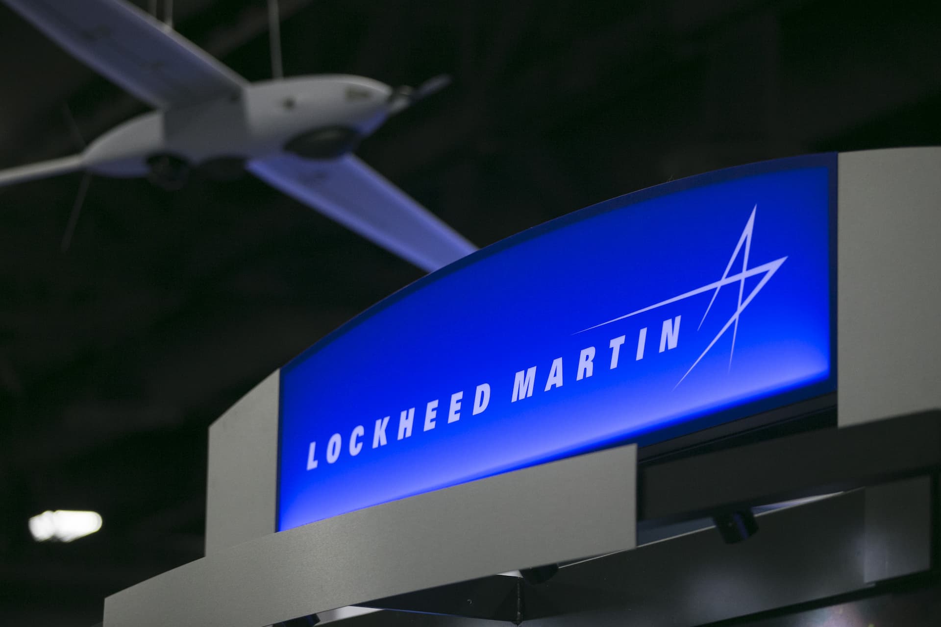 Lockheed Martin sắp trả cổ tức hàng quý 3,15 USD