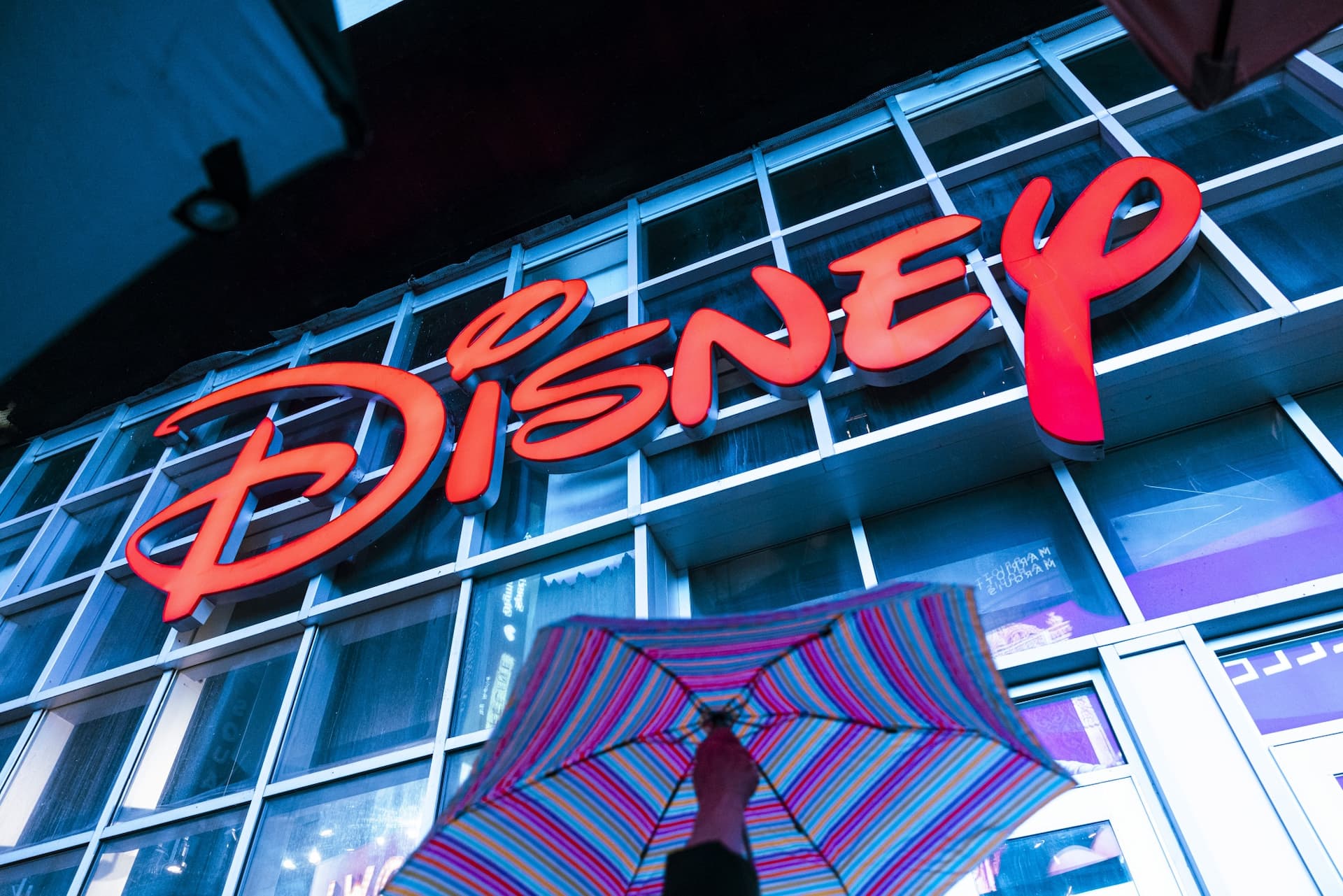 Walt Disney tăng cổ tức thêm 50%, lên 0,45 USD