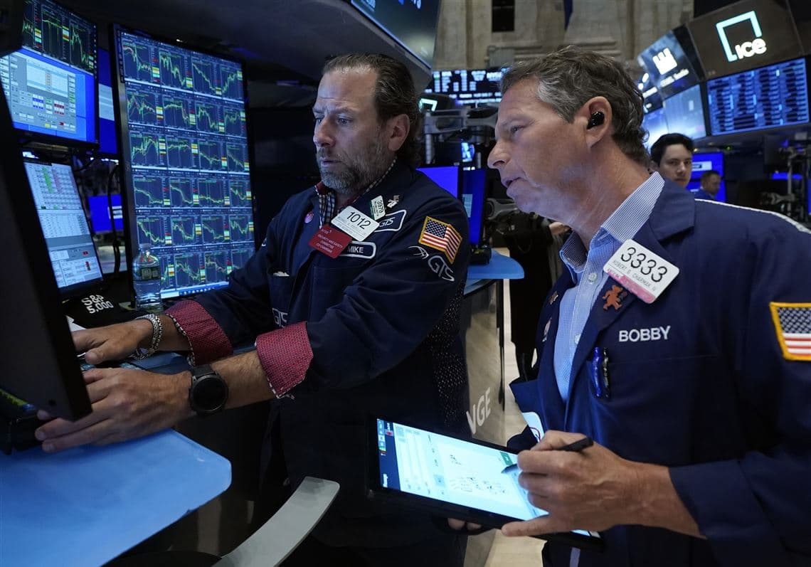 Tin nóng 18/07: Nasdaq, S&P 500 giảm mạnh do cổ phiếu chip mất điểm