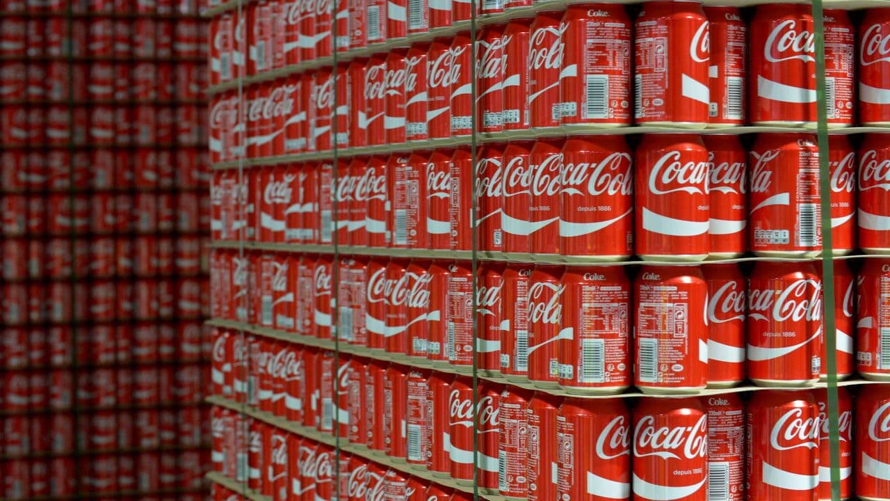 Coca-Cola Company (KO) đang thu hút nhà đầu tư, nguyên nhân do đâu?