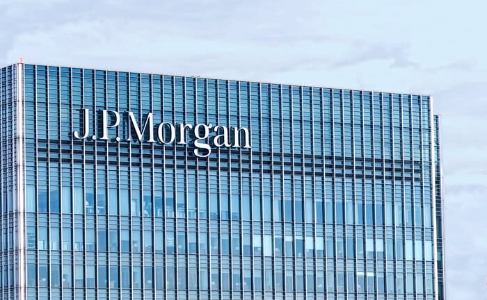 JPMORGAN CHASE & CO. (JPM) là  cổ phiếu đáng mua